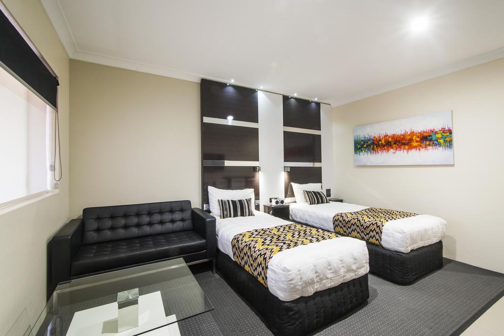 Abbey Motor Motel 4*